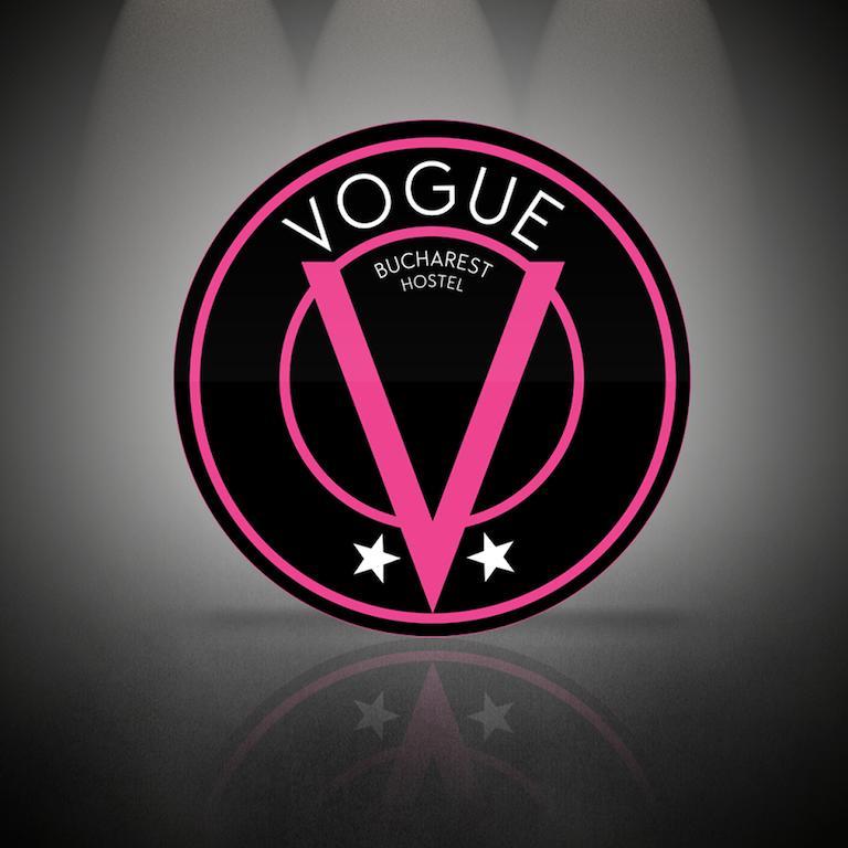 Vogue Hostel Bucarest Esterno foto